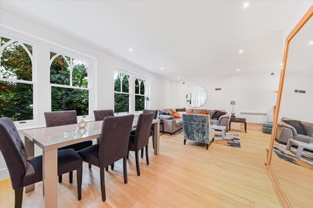 3 bedroom maisonette to rent - Photo 2