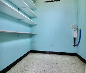 Bungalow met 2 slpk, tuin en garage voor 950 EUR/mnd - Foto 4