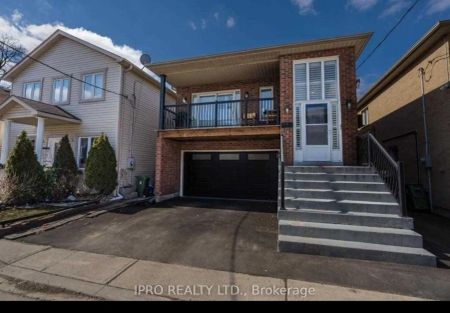 Detached Home For Lease | W8333186 - Photo 4