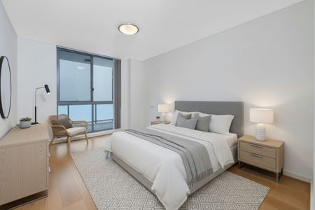 Luxuriously Designed, Centrally Positioned And Sun-Kissed, Convertible And Expandable One To Two Bedroom Executive Oasis In The Heart Of Strathfield - Photo 2