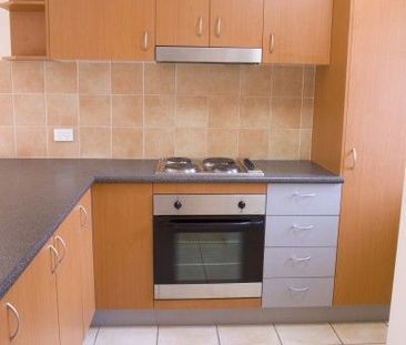 Two-story town-home positioned in the immensely popular Links compl... - Photo 4