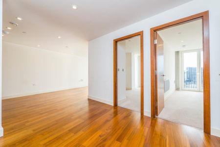 The Hayes, Cardiff - Photo 3