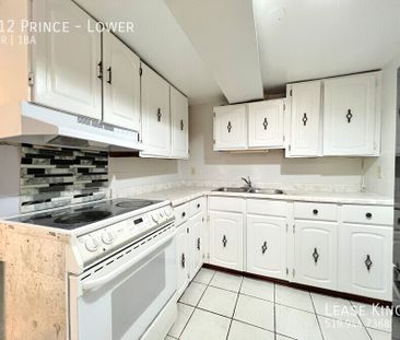 2 Bed 1 Bath Lower Unit Close to University with Private Laundry an... - Photo 4