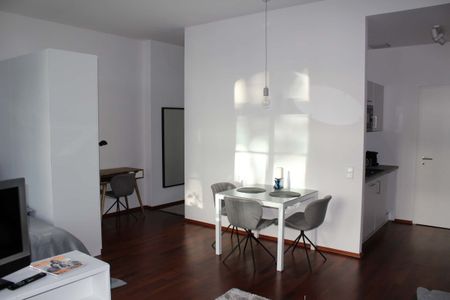 Apartment in Tannenstraße, Düsseldorf for 42 m² - Photo 2