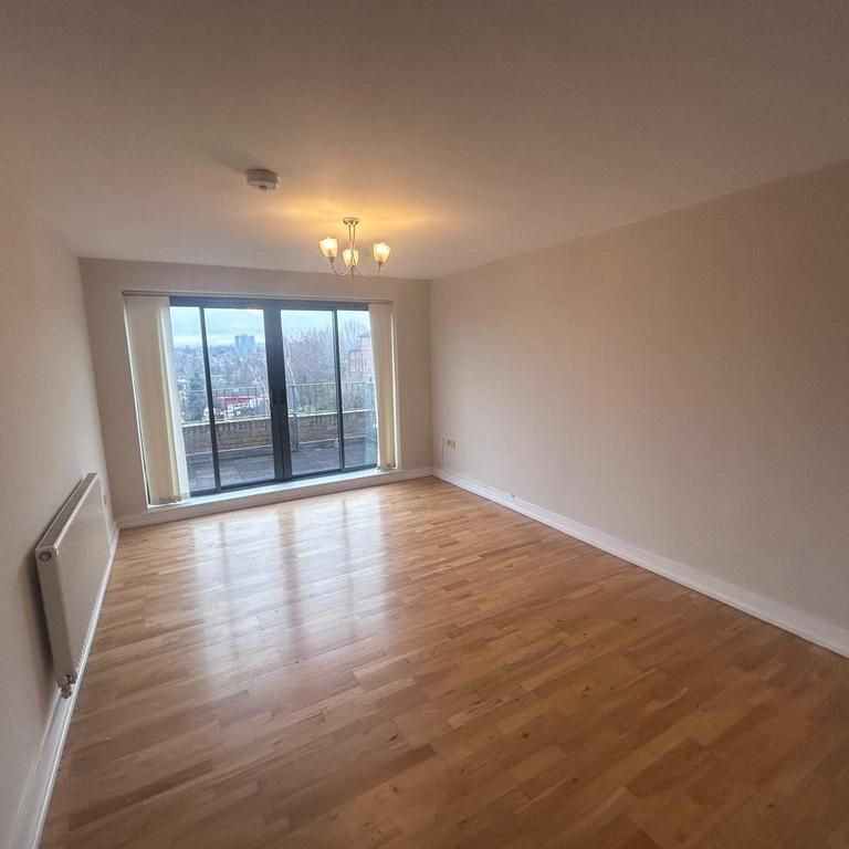 2 bedroom apartment to rent - Photo 1