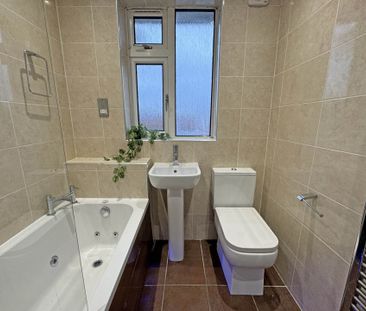 Radcliffe Street, Royton - Photo 5