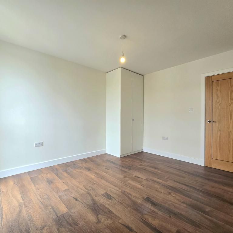 4 bedroom apartment to rent - Photo 1