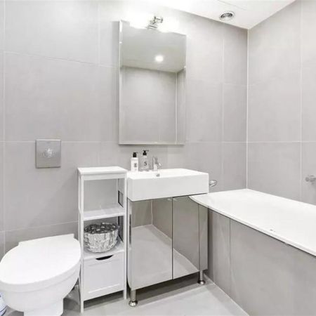 3 bedroom apartment to rent - Photo 4