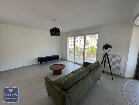 Appartement à louer 3 pièces 74.2m² - Photo 2