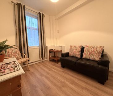 235 Donegall Road, Belfast BT12 5NB - Photo 1