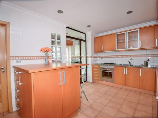 Apartamento T4 em Lisboa - Photo 1