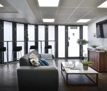 Silver En Suite - Photo 4