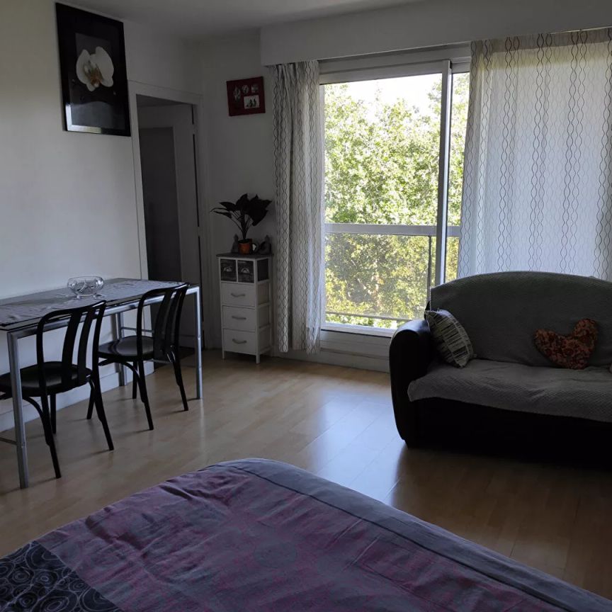 À louer ? Grand T1 Bis Meublé ? Hyper Centre de Tours - Photo 1