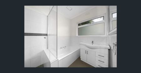 13 Magnolia Ave, Bentleigh East, Vic 3165 - Photo 5