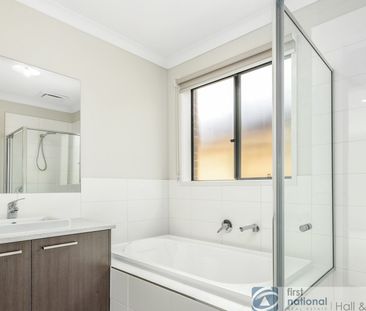 29 Hekela Street, Clyde North - Photo 2