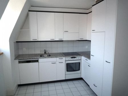 Zentrale 4-ZW à 103 m² im 4. OG - Photo 5