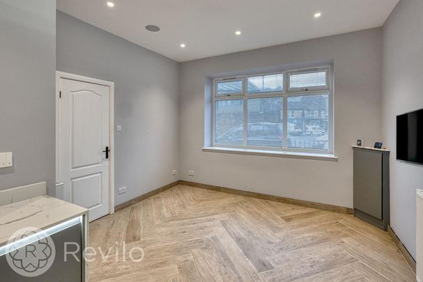 2 bedroom semi-detached bungalow to rent - Photo 1