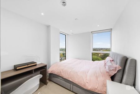 Skylark Point, N4 - Photo 2