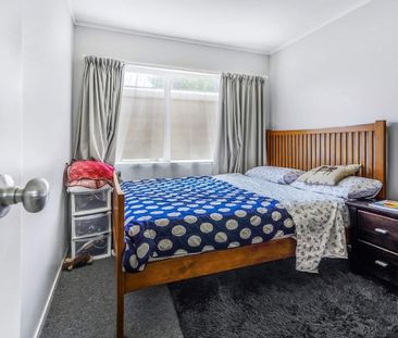Perfect on Prisk Street - Photo 4