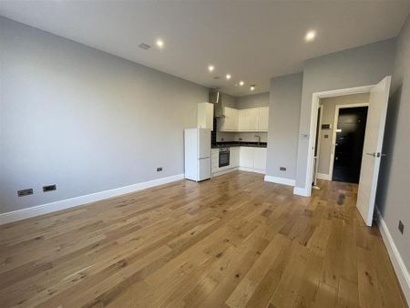 1 bedroom apartment to rent - Photo 2