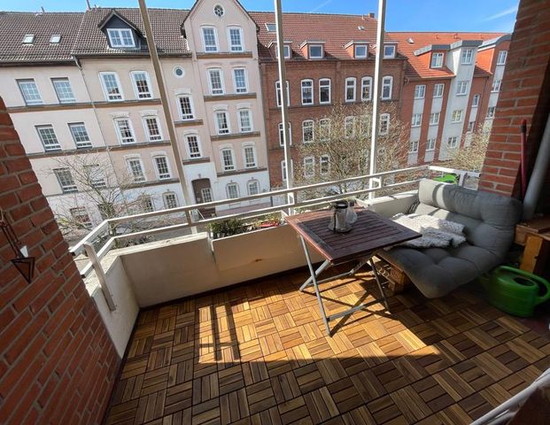 Möblierte Wohnung mit Stellplatz und großem Balkon 1.12.-1.6. - Foto 1