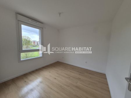 Location Appartement 4 pièces 78m² LENS 62300 - Photo 2