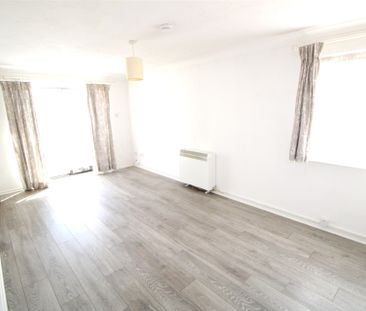 Claremont Heights, Colchester - Photo 2