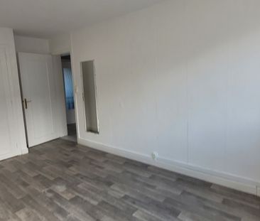 Location Appartement 3 pièces 72m² ST OMER 62500 - Photo 6