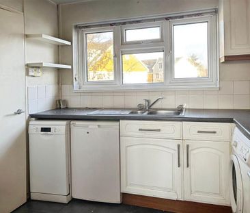 2 bedroom maisonette to rent - Photo 4