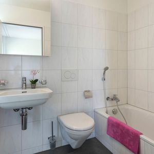 2.5 Zimmer, 57 m², 1. Stock - Photo 2