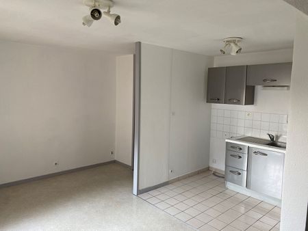 Location appartement 3 pièces, 44.44m², Bourg-en-Bresse - Photo 3