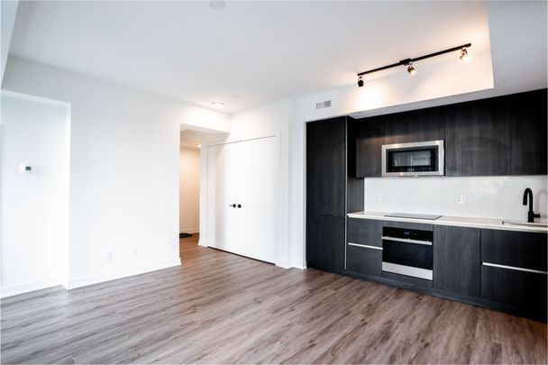 For Lease - 327 King Street Unit# 4102, Toronto, Ontario - Photo 1