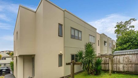 Three Kings flat - Photo 5