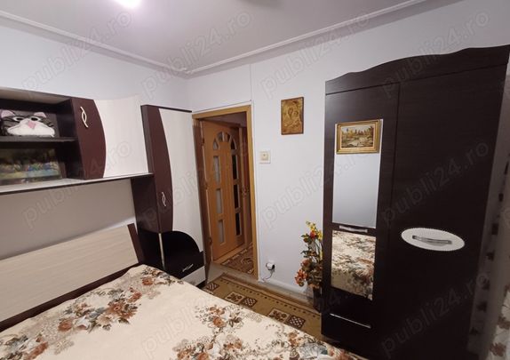 1700 ron! Garsoniera in Galata , utilitati incluse - Fotografie 1