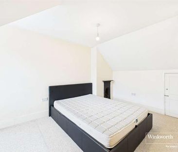 Elgar Road, Reading, Berkshire, RG2 - Photo 1