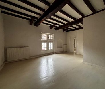 Location Appartement 3 pièces 74m² AIRE SUR L ADOUR 40800 - Photo 1