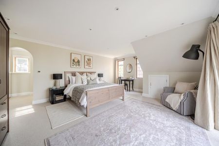 5 bedroom detached house to rent - Photo 4