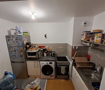 ST AVE – PROCHE DES ETANGS – APPARTEMENT TYPE 3 EN REZ DE CHAUSSEE - Photo 6