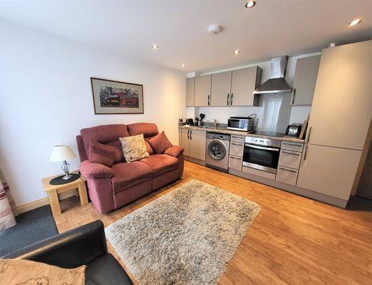 2 Bedroom Apartment Thorpe Road Norwich NR1 - Photo 1