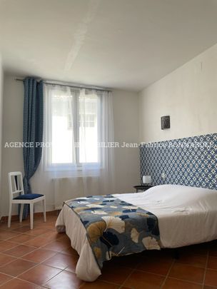 Location Appartement 3 pièces 79m² STE CECILE LES VIGNES 84290 - Photo 1