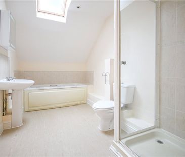 Well presented 1 bedroom apartment at this truly unique development... - Photo 2