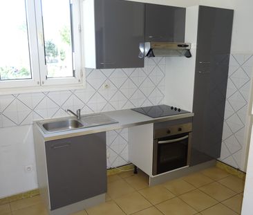 Location Appartement 4 pièces 81m² ST DREZERY 34160 - Photo 1