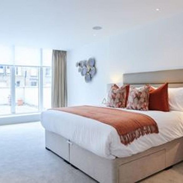 2 bedroom flat to rent - Photo 1