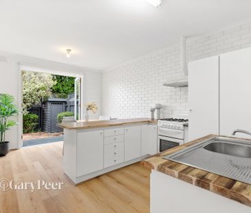 60 Regent St, Elsternwick VIC 3185 - House For Rent | Domain - Photo 4