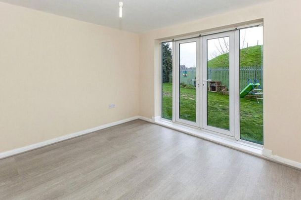 3 bedroom apartment to rent - Photo 1