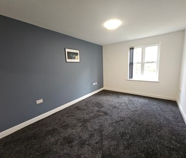 2 Bed Flat, Hadfield Close, M14 - Photo 3