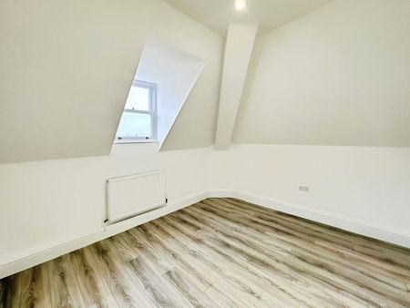 Two-Bedrooms Apartment - Photo 3