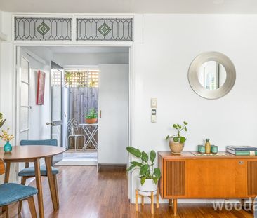 THORNBURY LIVING DELIVERS WITH THIS GEM - Photo 3