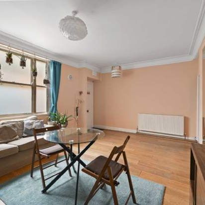 1 bedroom property to rent in London - Photo 1