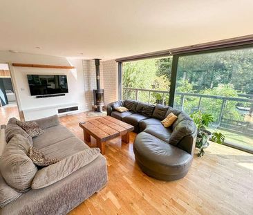 Ferry Lane, Staines, Surrey, TW19 - Photo 2